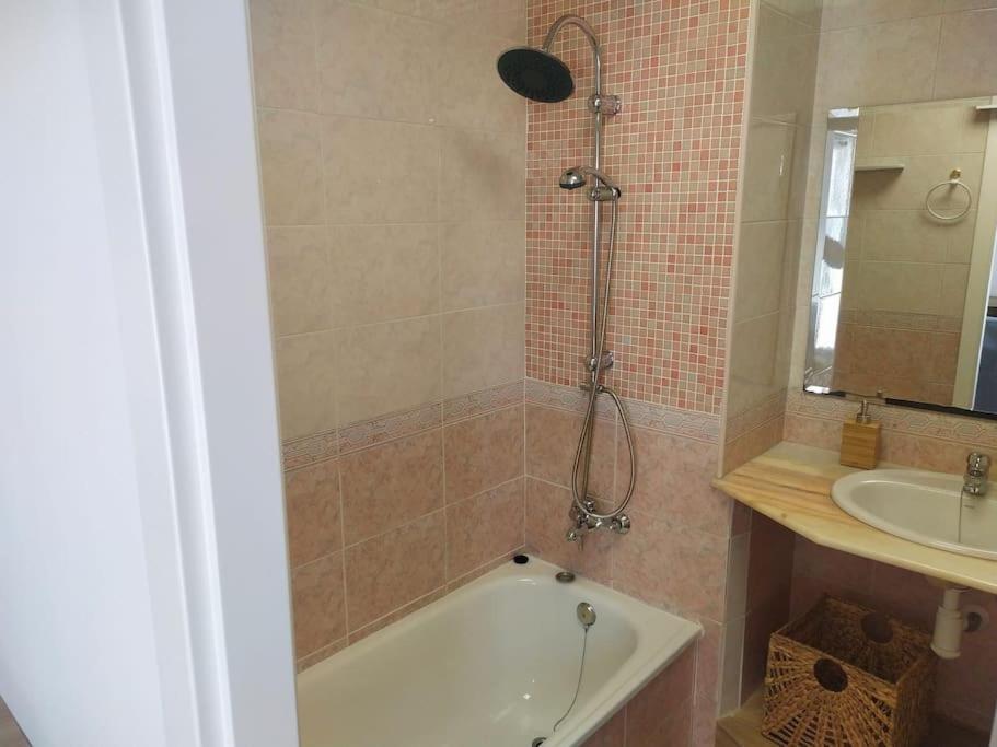 セラコPiso Recien Reformado Con Gran Terrazaアパートメント エクステリア 写真