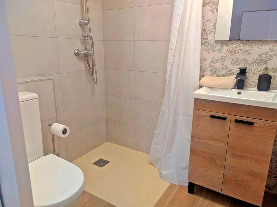 セラコPiso Recien Reformado Con Gran Terrazaアパートメント エクステリア 写真